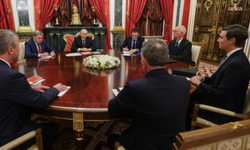 Putin’in ABD’li temsilcilerle Kremlin’deki görüşmesi sona erdi