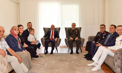 Vali Varol, gazi Çakır ve ailesini ziyaret etti