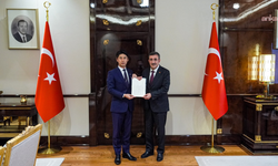 Cevdet Yılmaz, Japonya Devlet Bakanı Nakasone ile görüştü