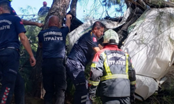 Aydın-İzmir Otoyolu’nda tur otobüsü ve minibüs çarpıştı!