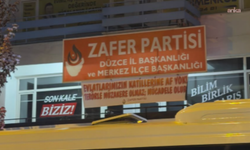 Ümit Özdağ'dan Düzce'de pankartın kaldırılmasına tepki!