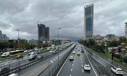 Fırtına ve yağış İstanbul'da etkili oldu