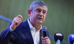 Özgür Özel: Milletin 110 milyar doları gitmiş, Erdoğan hesap vereceği yerde milletle alay ediyor