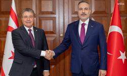 Dışişleri Bakanı Fidan, KKTC Başbakanı Üstel ile görüştü