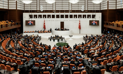 Emekliye yaşa göre zam gündemde!