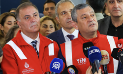 Özgür Özel: 10 AK Partili Trabzon’a metro yapamadı, İmamoğlu İstanbul’a 10 metro yaptı