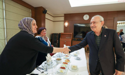 Kemal Kılıçdaroğlu, gündelik ev işlerinde çalışan kadınlarla buluştu