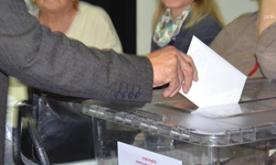 YENİ Parti’de İzmir il başkanlığı için üyeler sandık başında