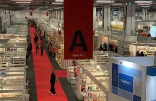 Almanya'da Filistinli yazarın ödül töreni iptal edildi... Tepkiler büyüyor!