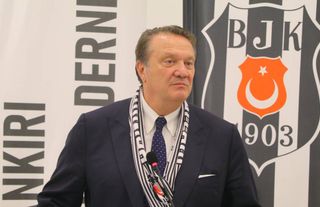 Beşiktaş'ın 35. başkanı Hasan Arat oldu