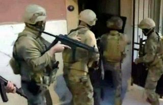 İzmir’de FETÖ'ye operasyonda 12 gözaltı