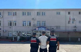 Hırsızlık suçundan aranan şahıs Nazilli’de yakalandı