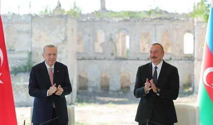 Azerbaycan'a destek mesajı! Cumhurbaşkanı Erdoğan Aliyev ile görüştü