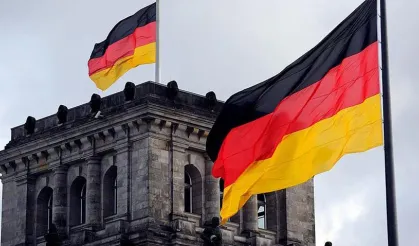 Almanya vatandaşlık şartlarını kolaylaştırıyor