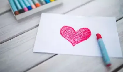 Sevgiliye, arkadaşa zor doğruluk soruları (DC soruları zor)