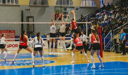 Sultanlar Ligi: Aydın Büyükşehir Belediyespor: 2 - Beşiktaş: 3