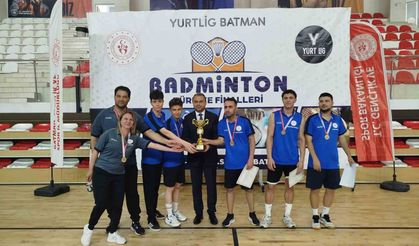 Aydın'ın badmintoncuları namağlup şampiyon oldu