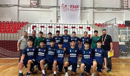Aydınlı hentbolcular Türkiye üçüncüsü oldu