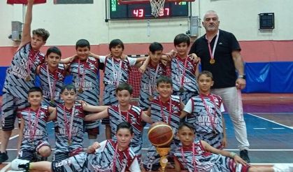 İncirliova’nın gururu oldular: Öztürk Spor Kulübü Aydın şampiyonu