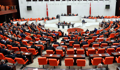 Muhalefetin "fon krizi" önergeleri AK Parti ve MHP'nin oylarıyla reddedildi