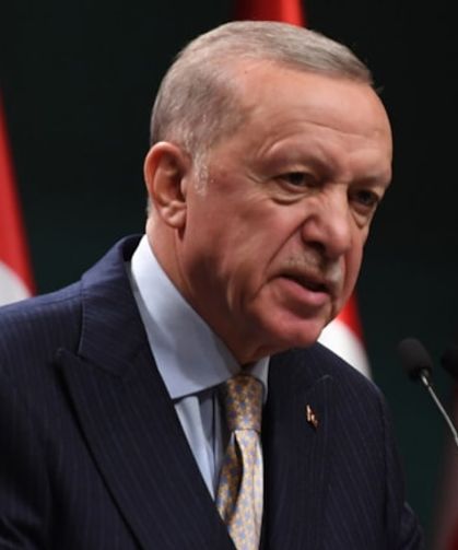 Günün Kulisi: Emekli Zammı Erdoğan'ın Masasına Geliyor