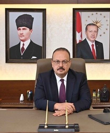 Vali Canbolat: 'Karanlık zihniyetin hortlatmasına asla izin vermeyeceğiz'