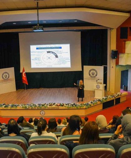 ADÜ'de 'Uyuyalım Uyutalım'' adlı seminer gerçekleştirildi