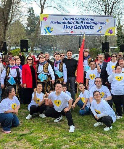 Efeler'de özel çocuklar Pınarbaşı'nda bir araya geldi