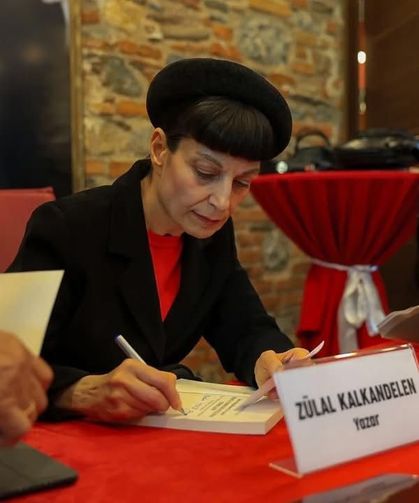 Zülal Kalkandelen Efeler halkıyla buluştu