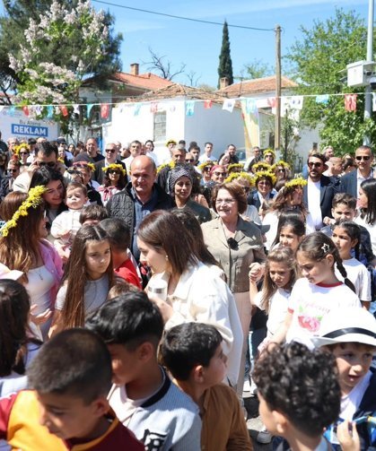 Didim'de 2. Ege Lezzetleri Festivali zengin tatlarıyla başladı