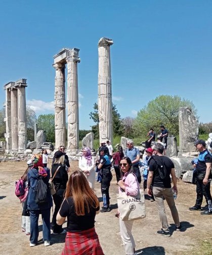 Aydın'da polisler ve aileleri tarihle buluştu