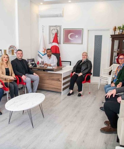 Kuşadası Belediyesi Başkan Vekili Demirtaş, Güzelçamlı Mahallesi'nde vatandaşlarla buluştu