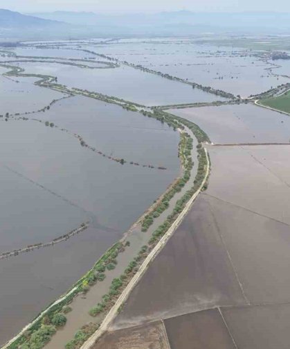 Söke'deki taşkının izleri havadan görüntülendi