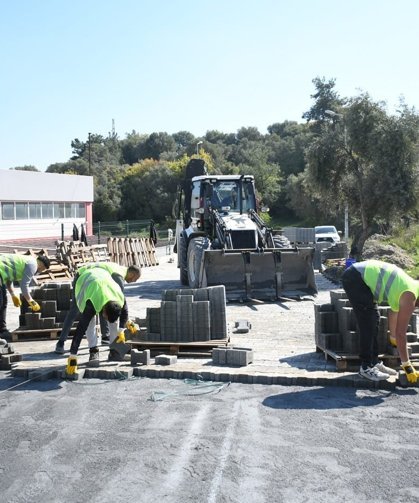 Değirmendere Mahallesi'nde Yeni Yollar Yükleniyor