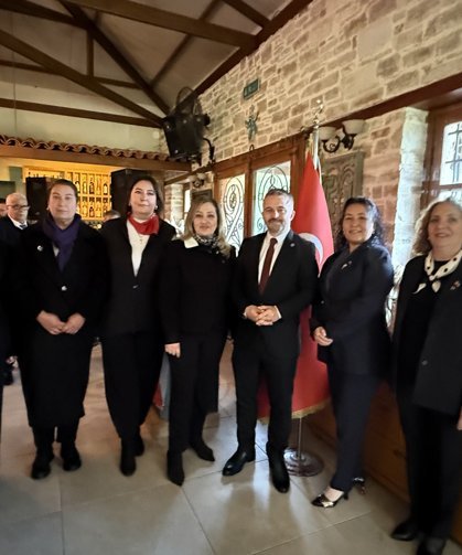 MHP Kuşadası İlçe Teşkilatı yeni yönetimini tanıttı