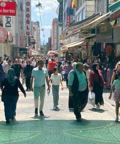 Kurban Bayramı arifesinde Aydın'da çarşı pazar canlandı