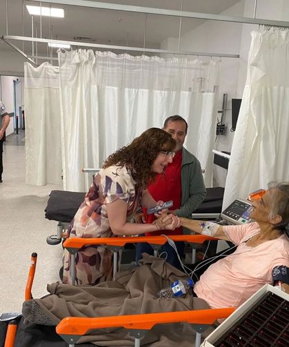ADÜ Hastanesi Başhekimi Uysal hastalar ve hastane çalışanları ile bayramlaştı