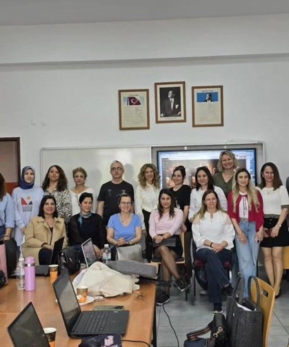 Aydın'da öğretmenlere yapay zeka destekli eğitim atölyesi