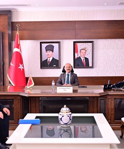 Başkan Yetişkin'den Vali Varol'a ziyaret