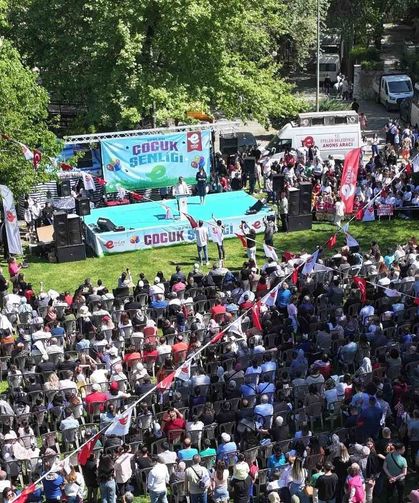 Başkan Yetişkin'den çocuklara armağan