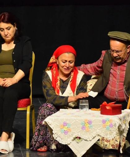 Efeler'de 'Karar anı' tiyatro oyunu sahnelenecek