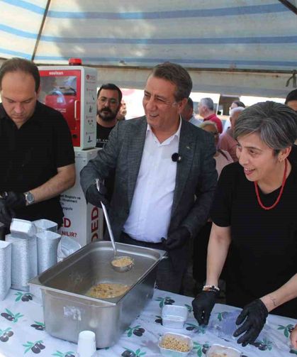 Efeler'den 3 bin kişilik aşure hayrı