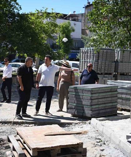 Kuşadası Cumhuriyet Mahallesi 5 bin metrekare daha yeni yola kavuşacak