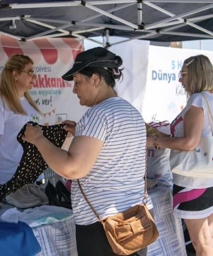 Kullanılmayan eşyalar takas dükkanı ile yeni sahipleriyle buluşuyor