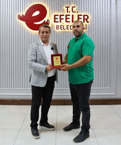 Can kurtaran personele Başkan Yetişkin'den ödül