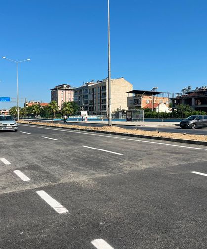 İncirliova’da yenilenen yol hizmete açıldı