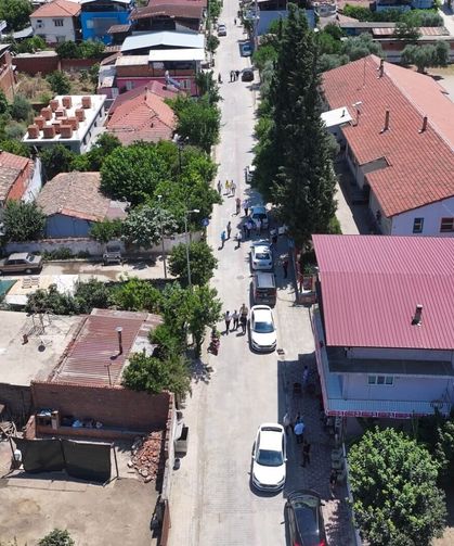 10 bin metrekarelik yol parke taşıyla döşenecek