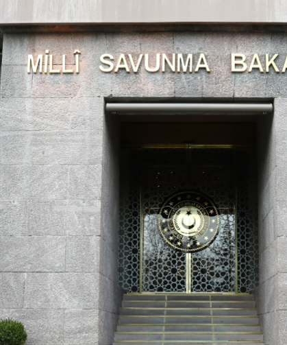 Sözleşmeli er ve uzman erbaş başvuruları 17 Ağustos'a kadar uzatıldı