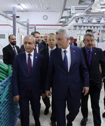 Ticaret Bakanı Bolat’tan Halep’te Organize Sanayi ziyareti