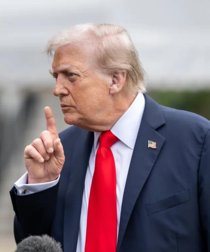 Trump: İran anlaşma yapmak için yalvarıyor
